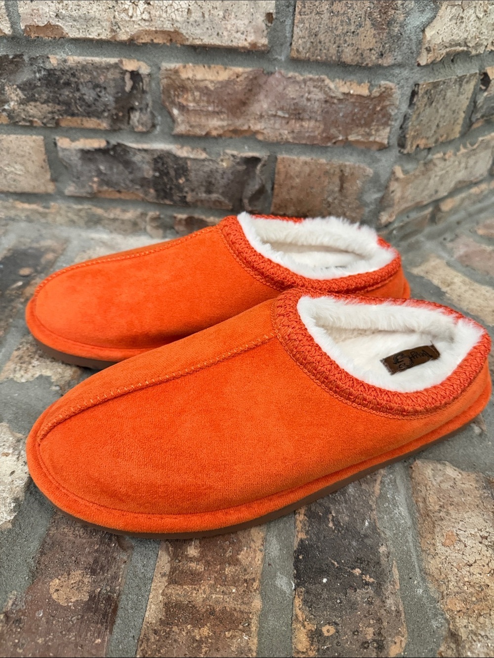 Very G Orange Knit Faux-Fur Lined Slip-On Size 11